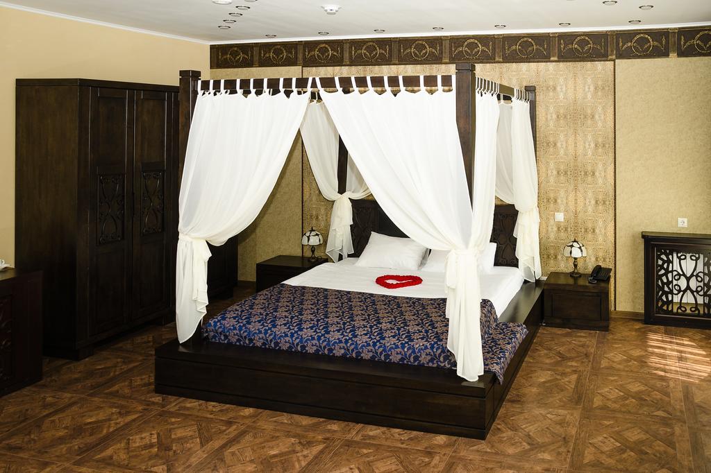 Lido Hotel Ufa Ngoại thất bức ảnh